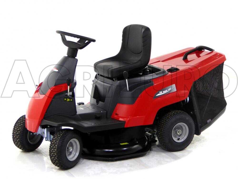 castelgarden-xe-966-hd-rider-trattorino-tagliaerba-motore-stiga-st-250-es-cambio-idrostatico-rider-trattorino-tagliaerba-castelgarden-xe-966-hd-8462_0_1459266836_P1240621 - Novapoli