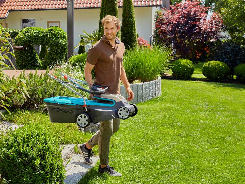 gardena-powermax-32-36v-p4a-tagliaerba-a-batteria-2x18v-2-5ah-taglio-32-cm-rasaerba-a-batteria-gardena-powermax-32-36v-p4a-29253_14_1621503157_IMG_60a62cb506506 - Novapoli