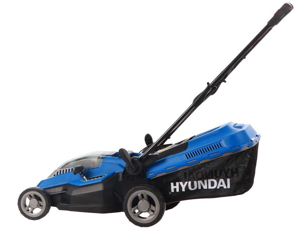 hyundai-ze38-d40-tagliaerba-a-batteria-senza-batterie-e-caricabatterie-rasaerba-elettrico-a-batteria-hyundai-ze38-d40-44339_5_1695202505_IMG_650abcc9e0673 - Novapoli