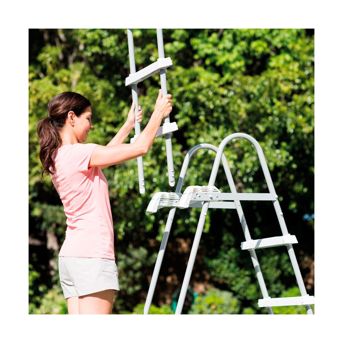 intex-scaletta-4-gradini-107-piscina-scala-sicurezza-fuoriterra-bambini-giardino - Novapoli