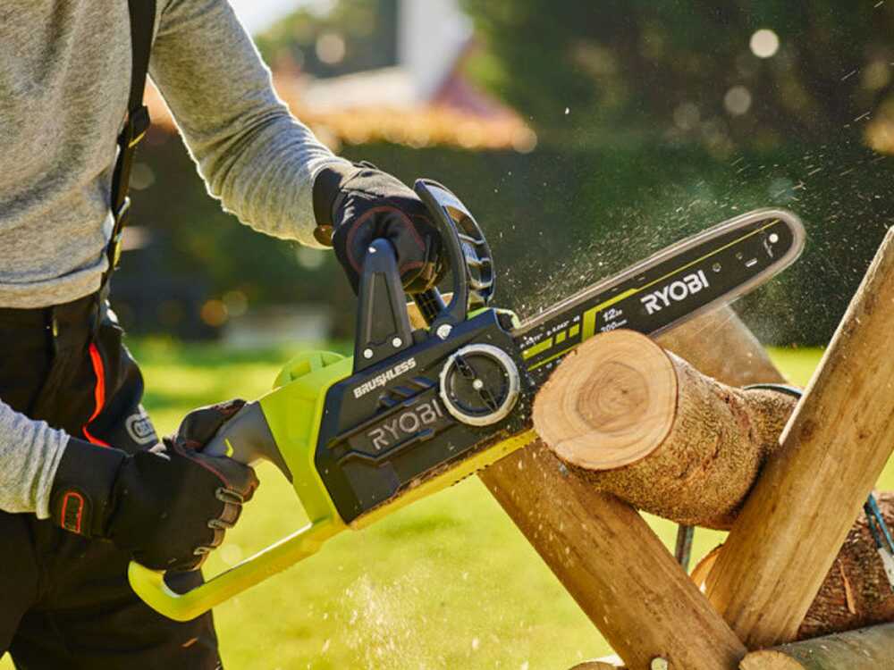 ryobi-rcs18x30-50f-elettrosega-a-batteria-18v-5ah-lama-da-30cm-elettrosega-a-batteria-brushless-ryobi-18v-barra-30cm-29280_0_1621519558_IMG_60a66cc6eb899 - Novapoli