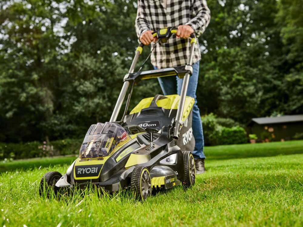 ryobi-rlm36x41h50g-tagliaerba-a-batteria-max-power-36v-5ah-taglio-40-cm-rasaerba-a-batteria-ryobi-rlm36x41h50g-35473_0_1655974413_IMG_62b42a0de4c4f - Novapoli