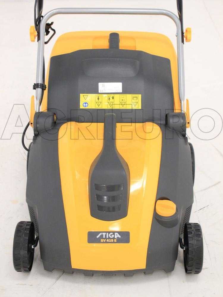 stiga-sv-415-e-arieggiatore-elettrico-a-lame-1500-w-arieggiatore-elettrico-stiga-sv-415-e-5448_0_1395331735_IMG_2607 - Novapoli